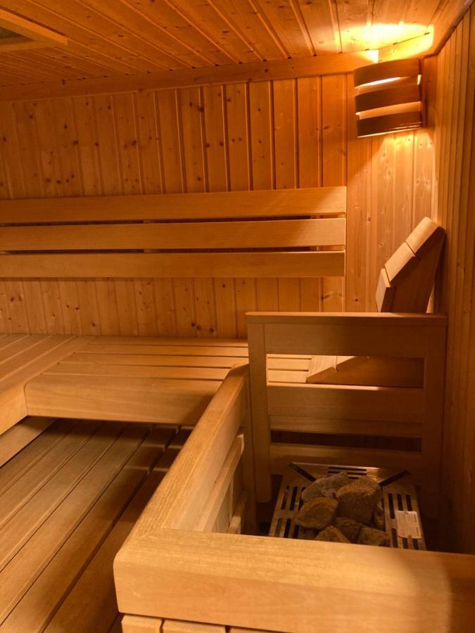 Haus Mit Sauna Und Privatem Badeteich In Anif Bei Salzburg Экстерьер фото