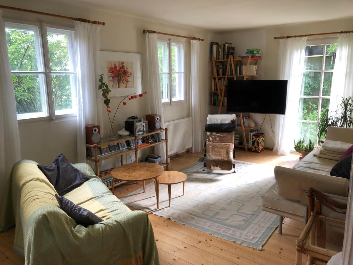 Haus Mit Sauna Und Privatem Badeteich In Anif Bei Salzburg Экстерьер фото